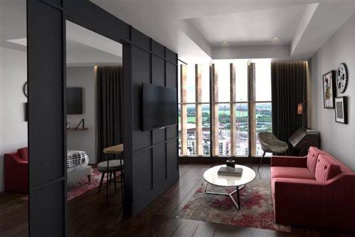 The Gantry Curio Collection By Hilton