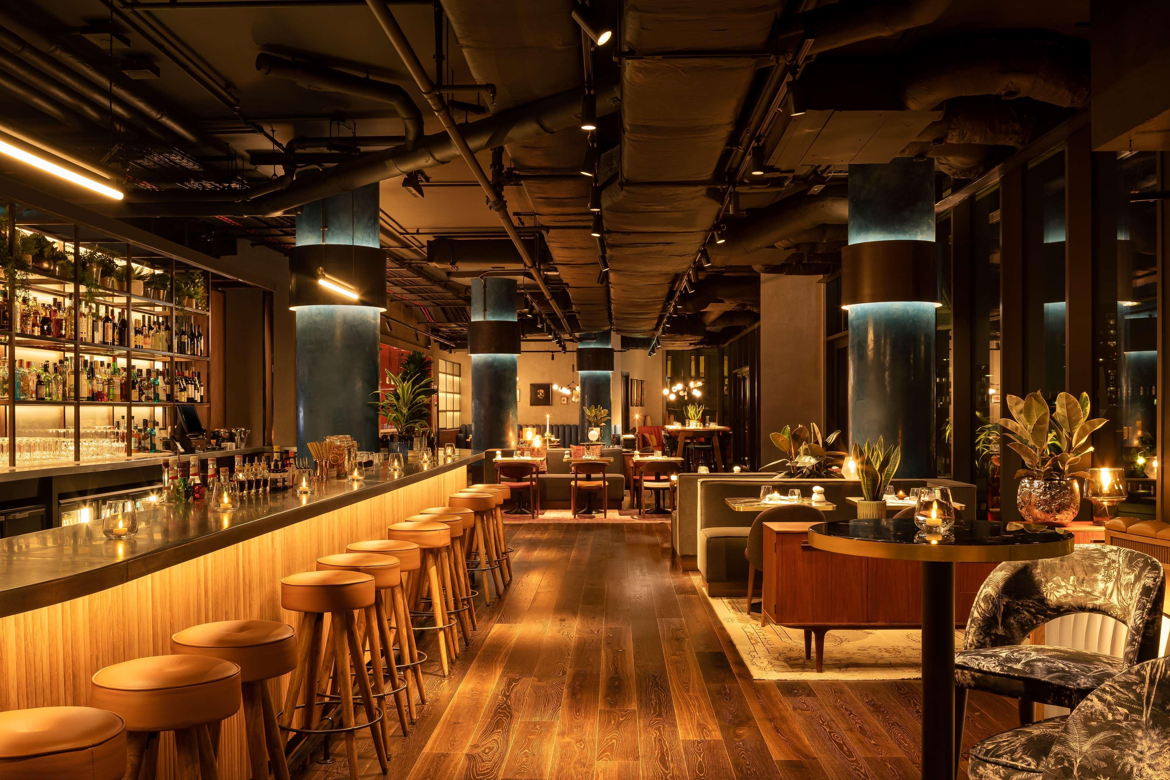 Hotel The Gantry Curio Collection By Hilton Londra